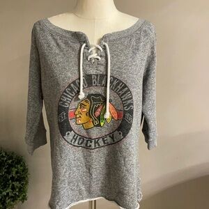 Women’s distressed boat neck Chicago BLACKHAWKS modern sweatshirt. Size Large